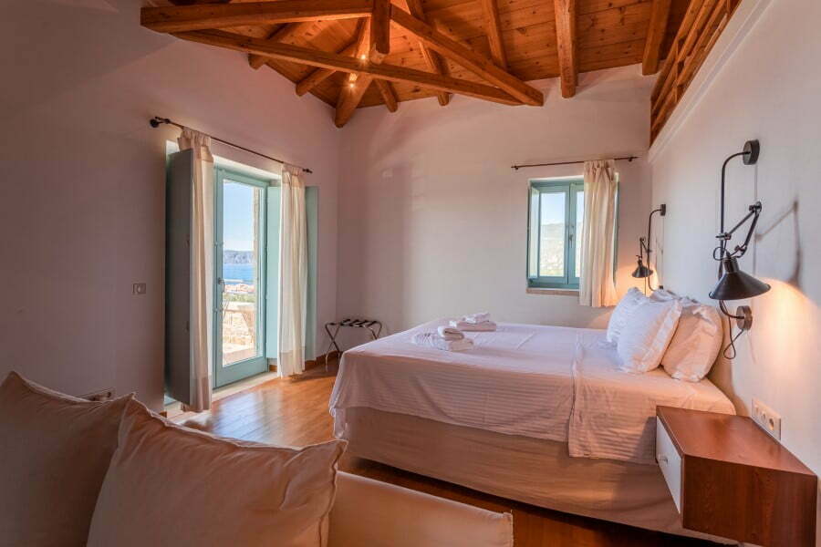 Kimisiri Room - Deluxe Suite with Sea View kimisiri-new-xenonas-lithos-1.jpg